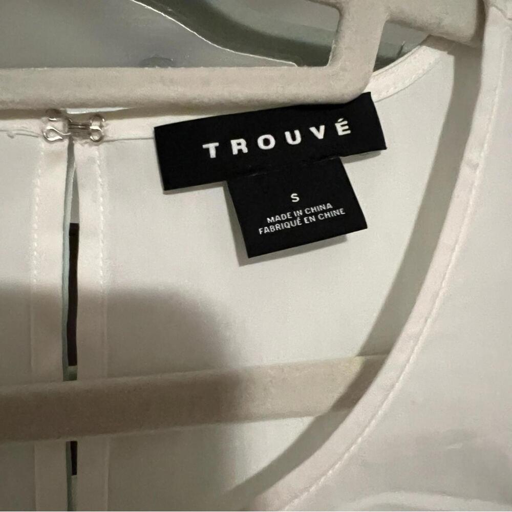 Trouvé Ruffed Top - Picture 4 of 5